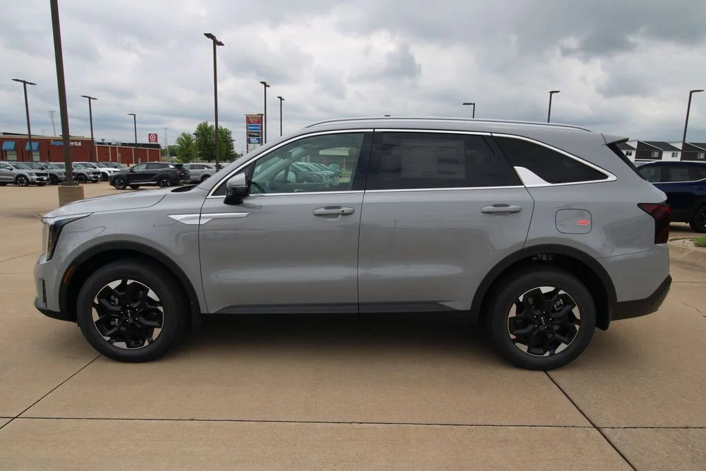 New 2026 Gray Kia S image 18