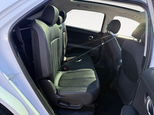 Used 2023 White Hyundai Limited image 18