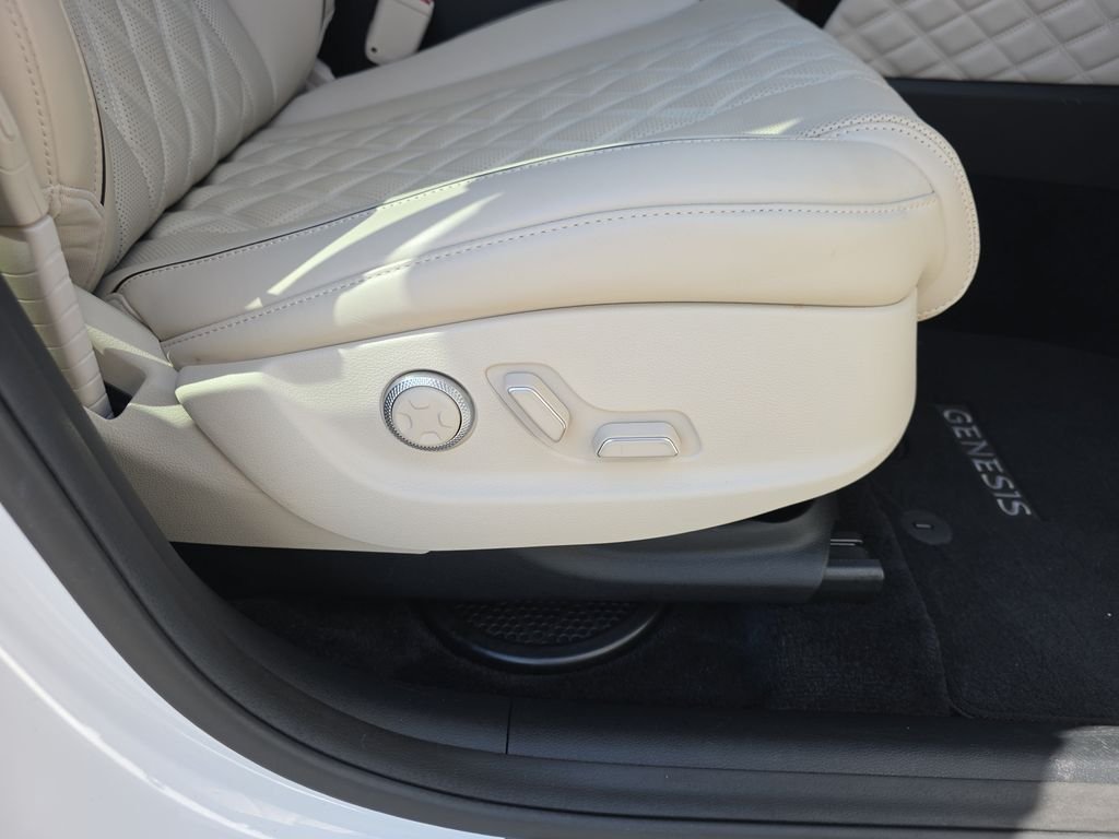 Used 2024 Uyuni White Genesis 3.5T image 38