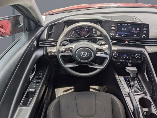 Used 2022 Red Hyundai SEL image 14