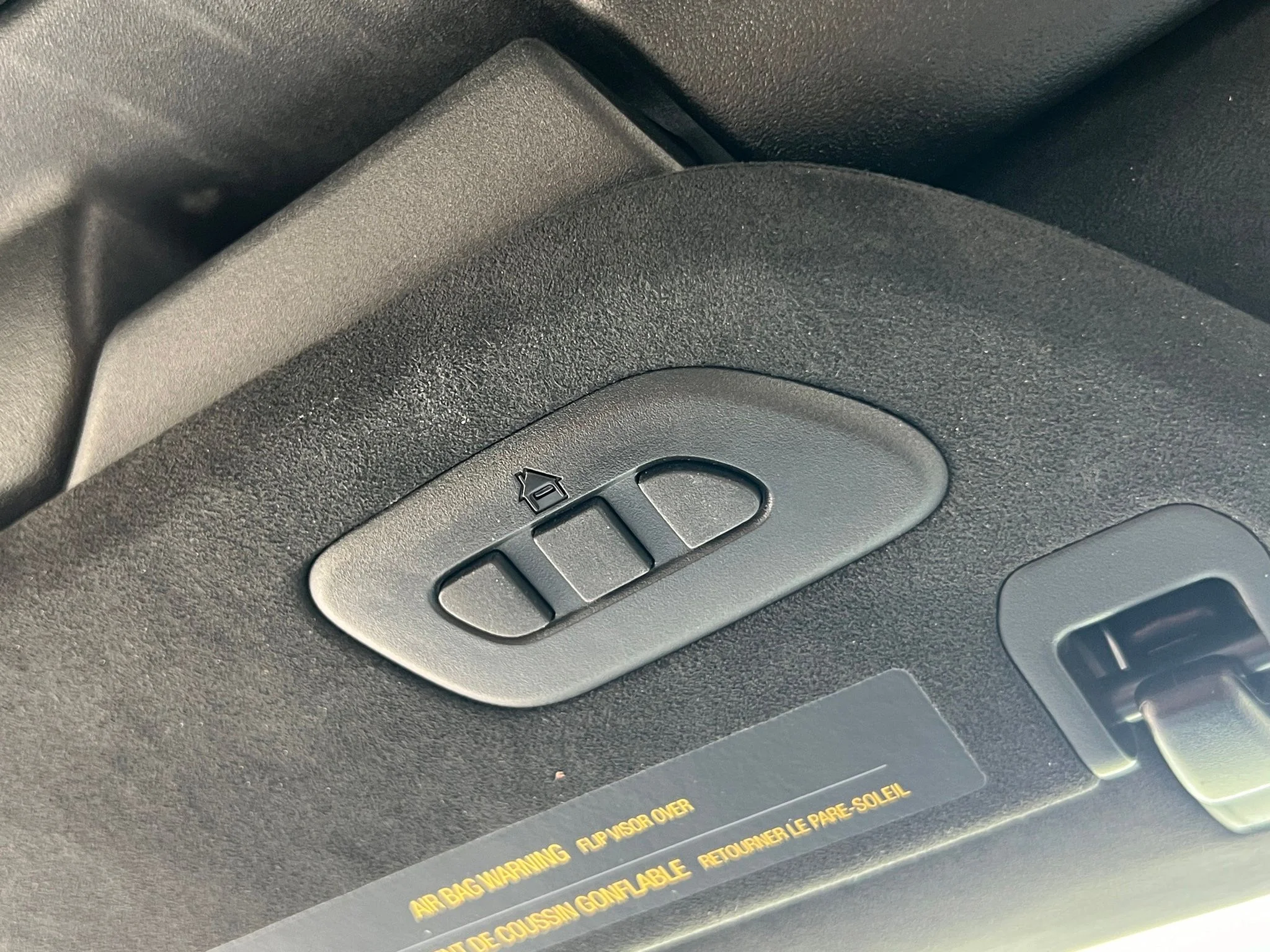 Used 2023 Yellow Chevrolet Z06 image 29