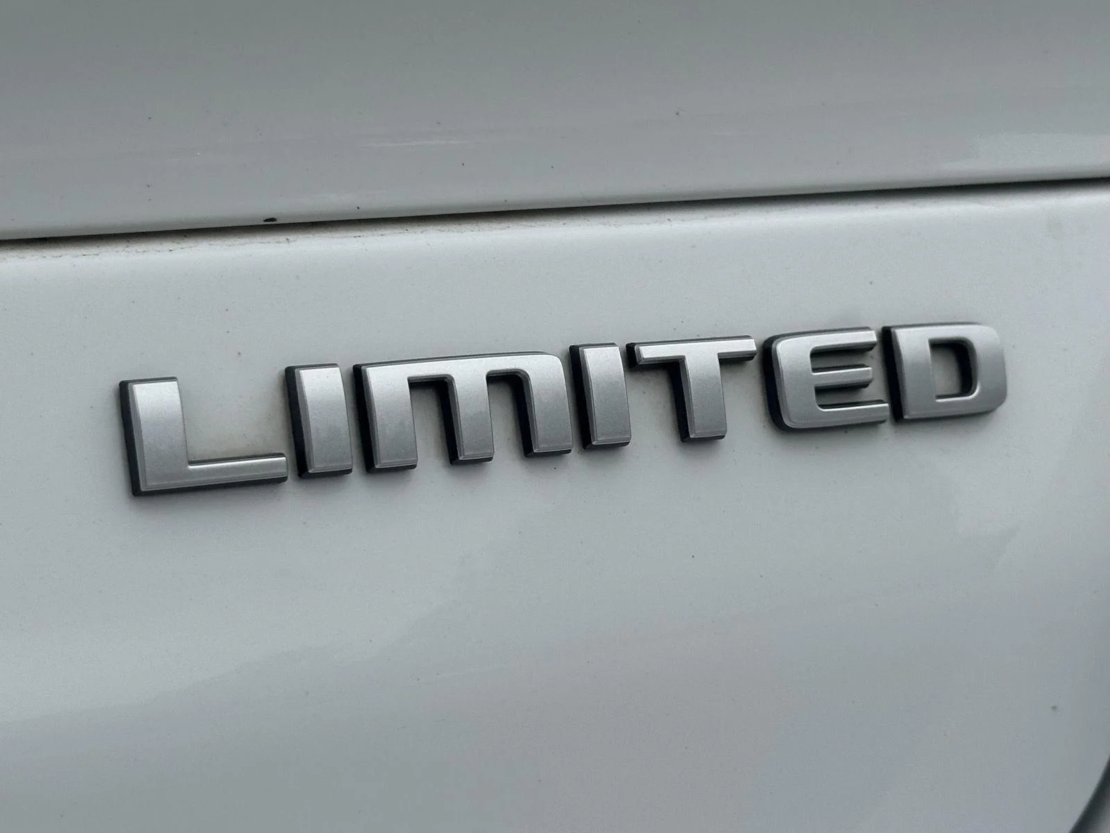 Used 2024 Bright White Clearcoat Jeep Limited image 15