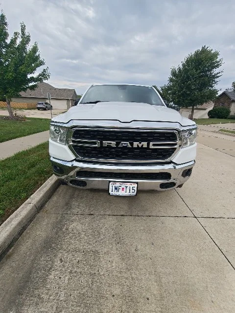 Used 2022 White Ram Big Horn/Lone Star image 4