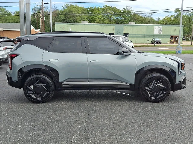Certified Used 2027 Green Kia X-Line SX image 8