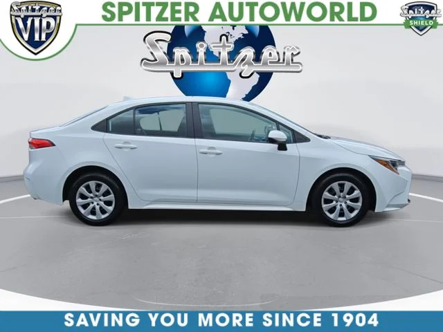Used 2023 White Toyota LE image 9