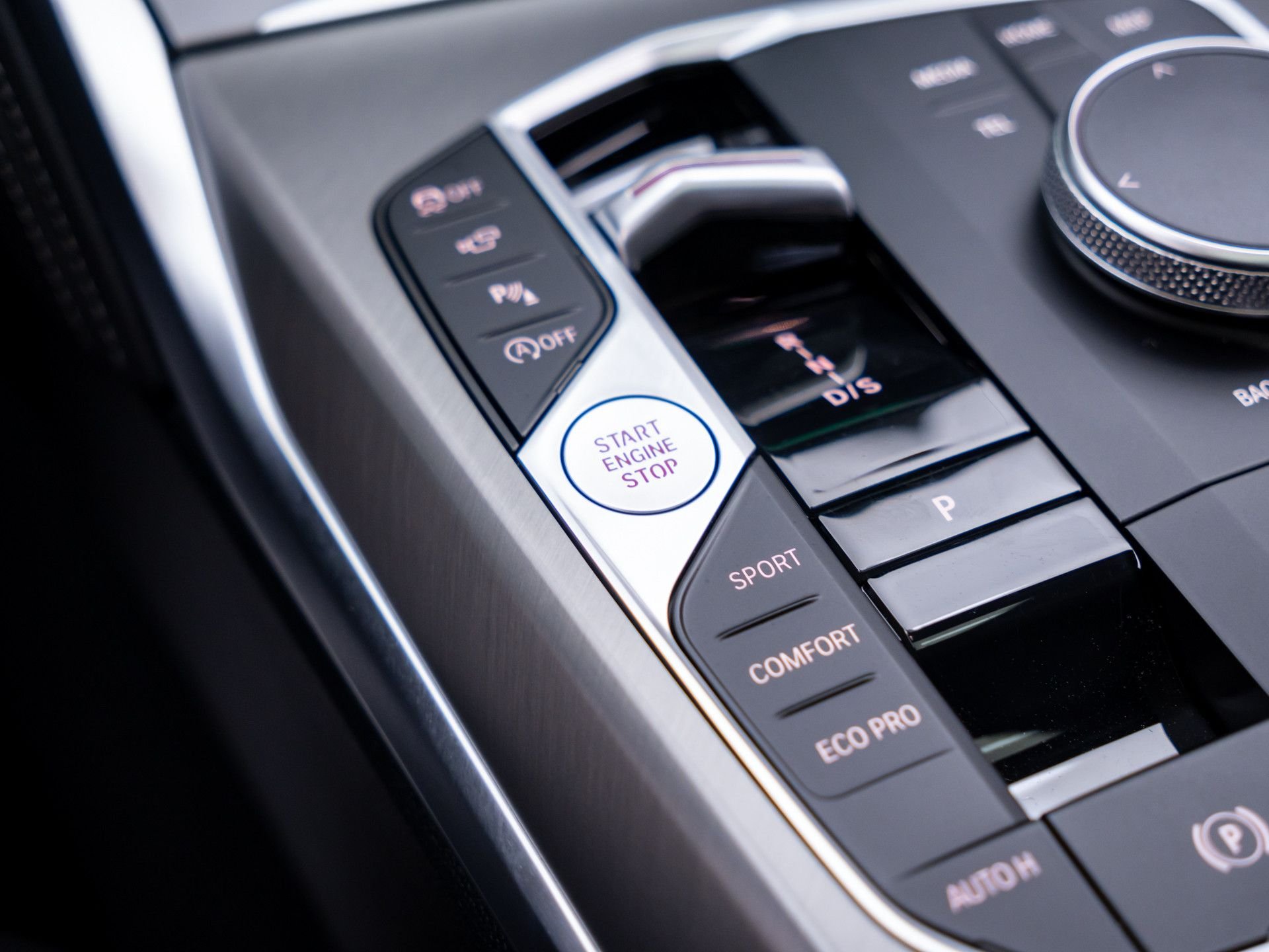 2026 BMW 4 Series M440i - Photo 21