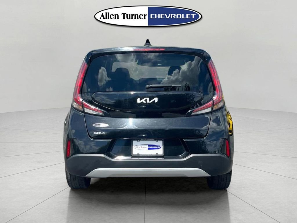 Used 2024 Black Kia LX image 5