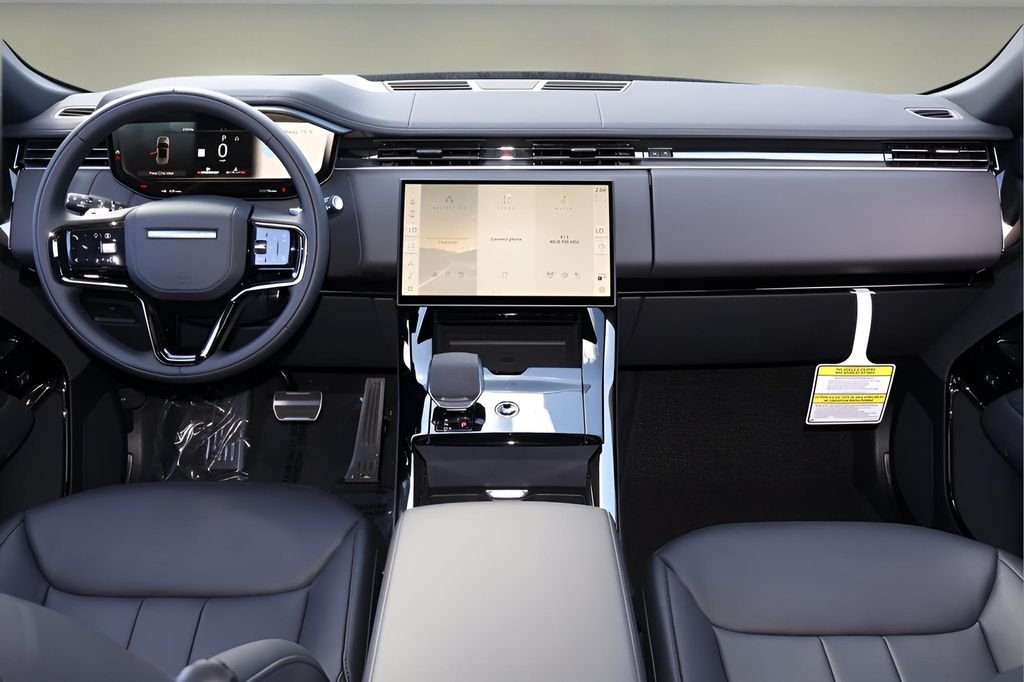 Certified Used 2026 Black Land Rover Dynamic SE image 14