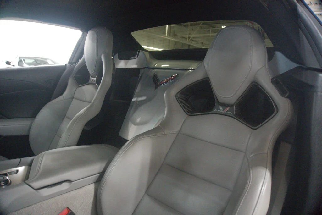 Used 2014 Blade Silver Metallic Chevrolet Stingray image 38