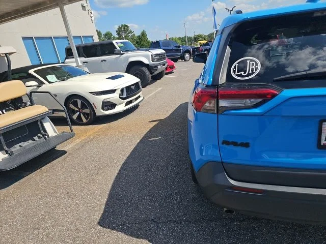 Used 2019 Blue Toyota LE image 7