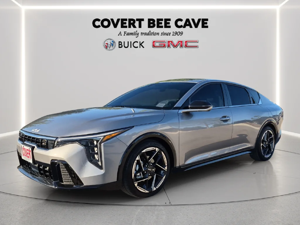 Used 2025 Gray Kia GT-Line image 3