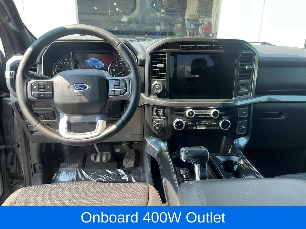 Used 2023  Ford XLT image 15