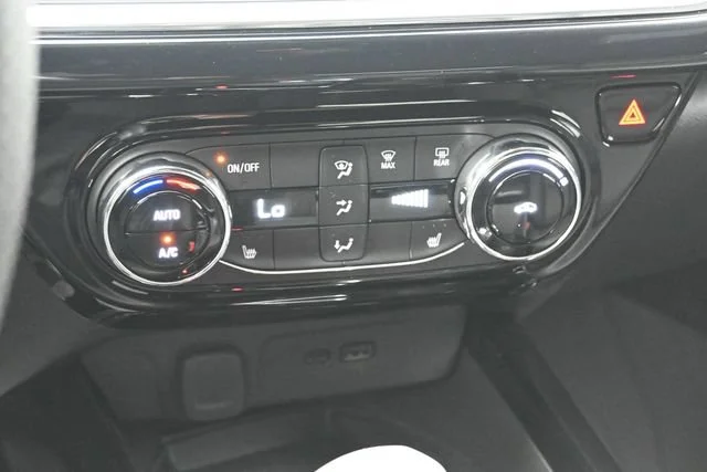Used 2025 Sterling Gray Metallic Chevrolet 2RS image 17