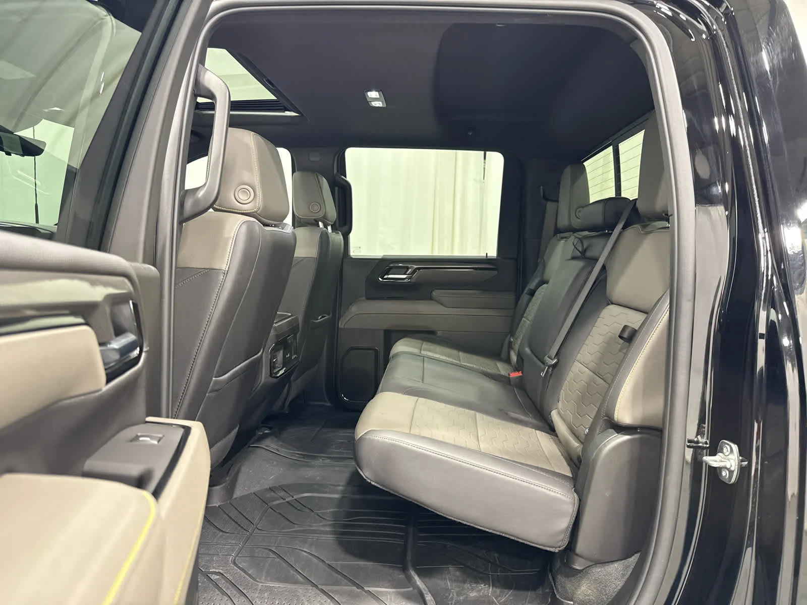 Used 2025 Black Chevrolet ZR2 image 12