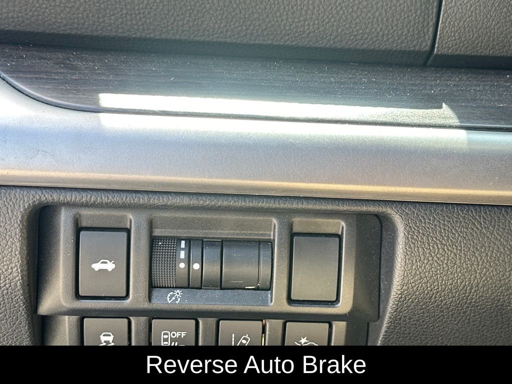 Used 2018 Twilight Blue Metallic Subaru 2.5i image 20
