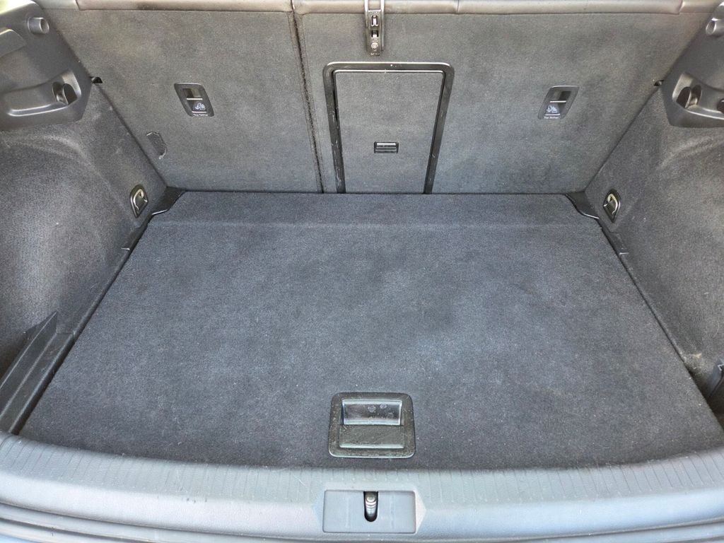 Used 2015 Gray Volkswagen TSI S 4-Door image 17