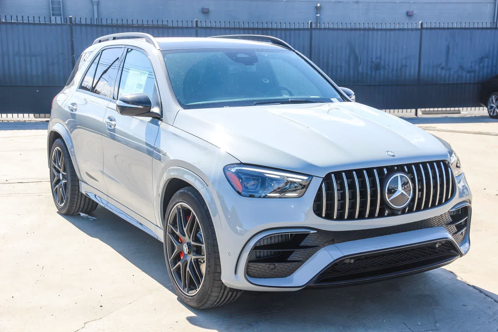 New 2026 MANUFAKTUR Alpine Grey Mercedes-Benz AMG® GLE 63 S image 3