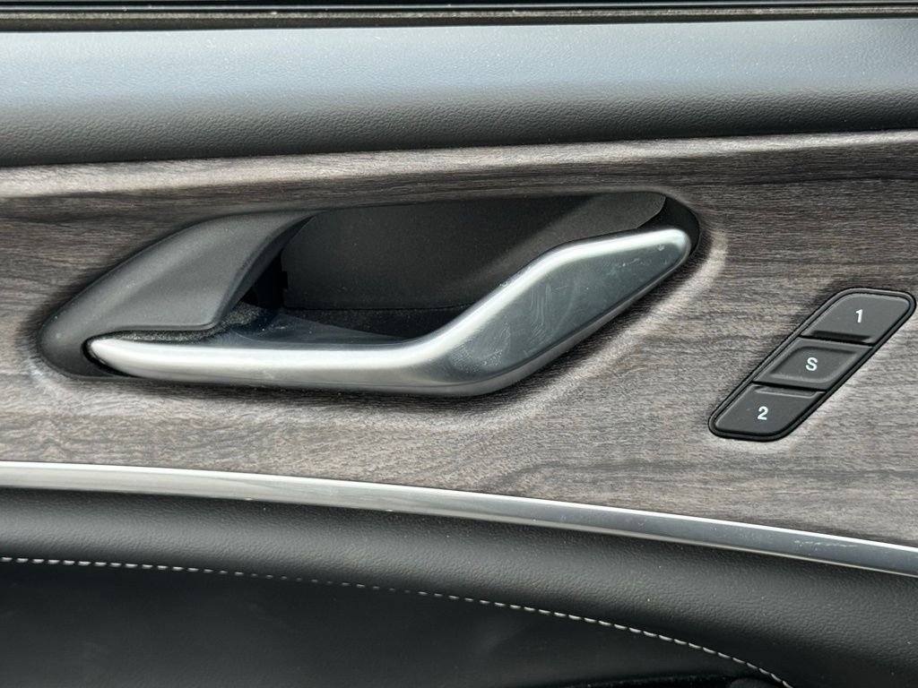Used 2022 Gray Jeep Overland image 19