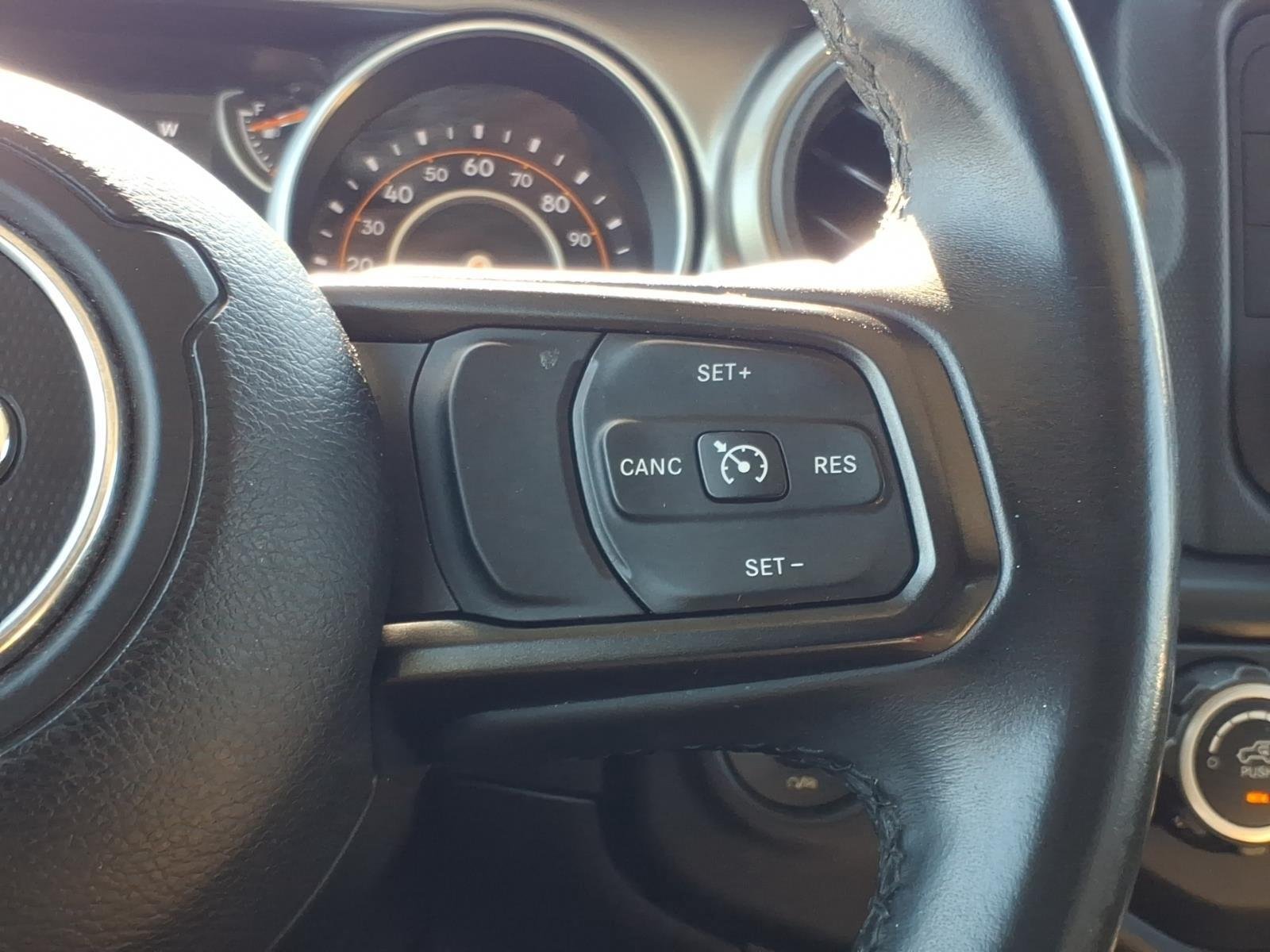 Used 2018 Bright White Clearcoat Jeep Sport S image 28