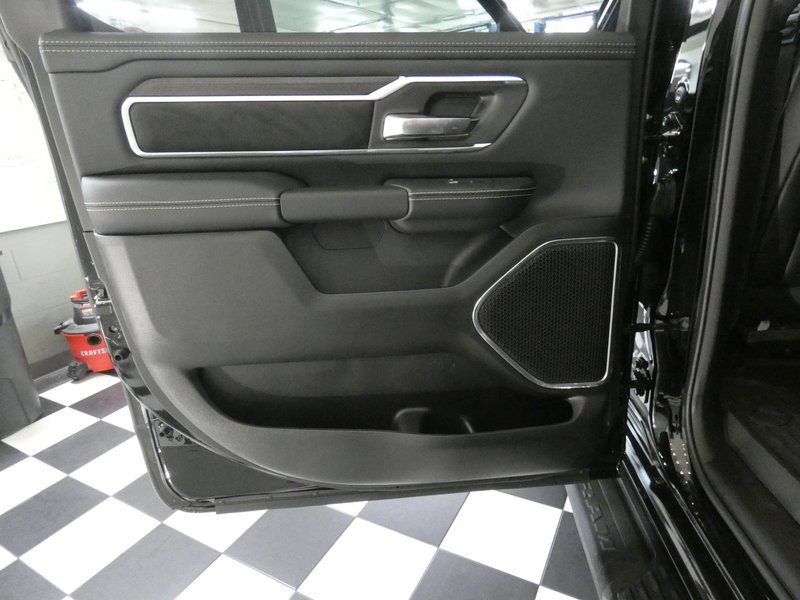 New 2027 Diamond Black Crystal Pearl-Coat Exterior Paint RAM Laramie Crew Cab 5