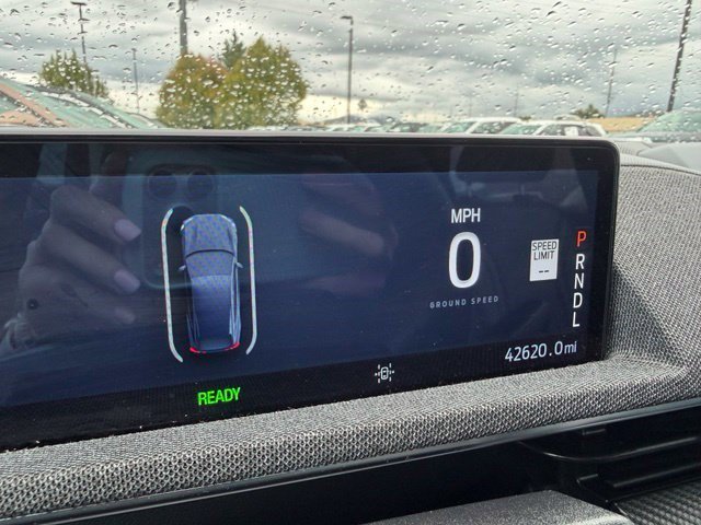 Used 2023 White Metallic Ford Premium image 16