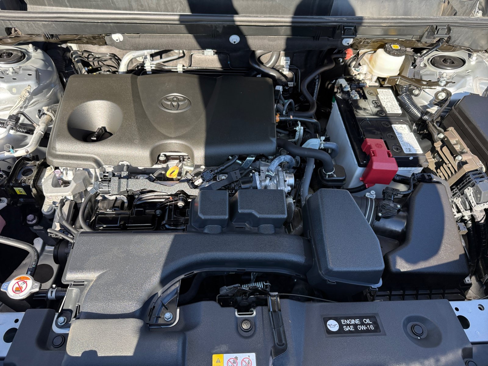 Used 2025 Silver Sky Metallic Toyota XLE image 20