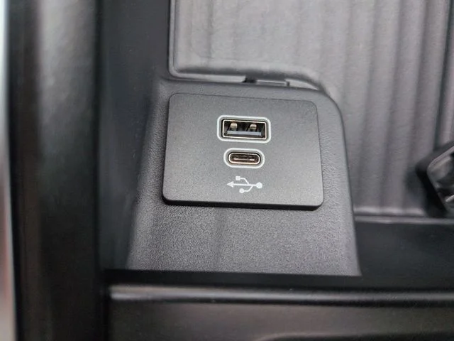 New 2026 Agate Black Metallic Ford MAX Platinum® image 23