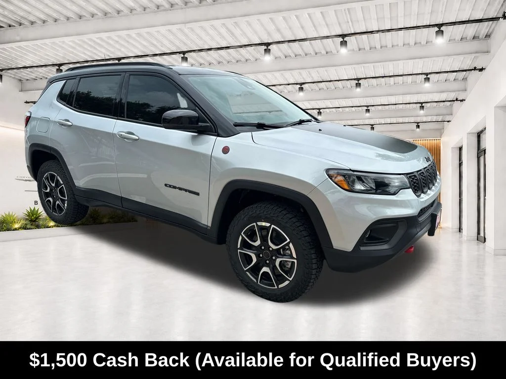 New 2026 Silver Zynith Metallic Clear-Coat Exterior Paint Jeep Trailhawk image 1