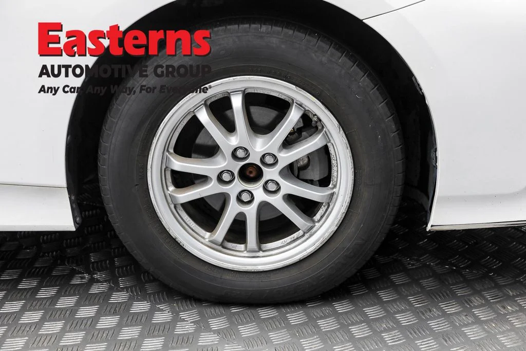Used 2018 White Toyota Plus image 21