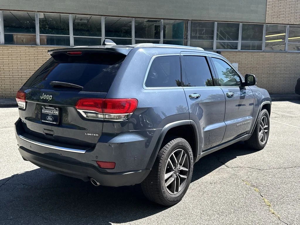 Used 2019 Blue Jeep Limited image 4