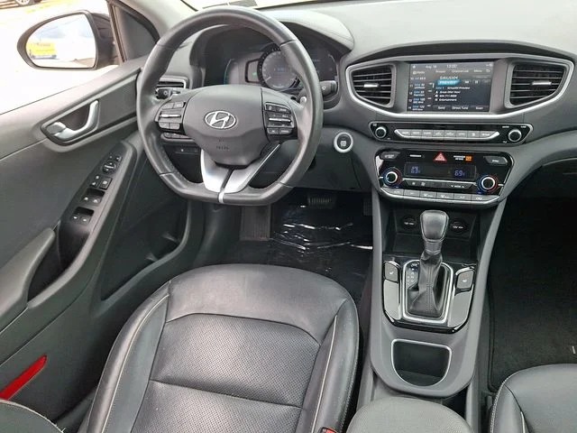 Used 2018 Black Hyundai Limited image 14