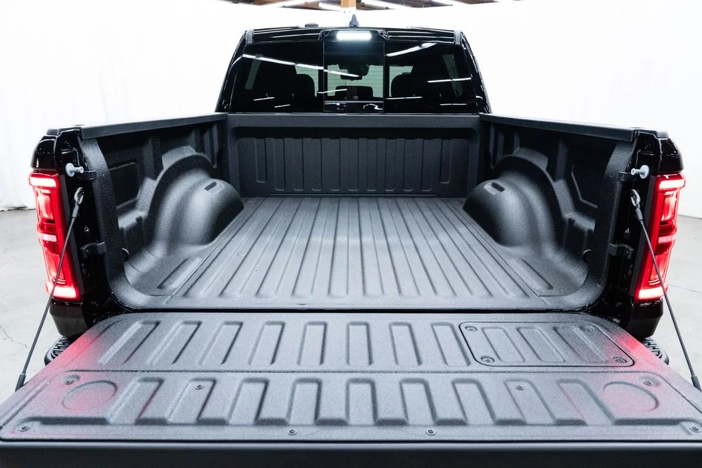 New 2026 Diamond Black Crystal Pearl-Coat Exterior Paint RAM RHO image 8