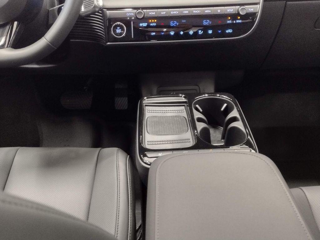 New 2026 Abyss Black Hyundai SEL image 34