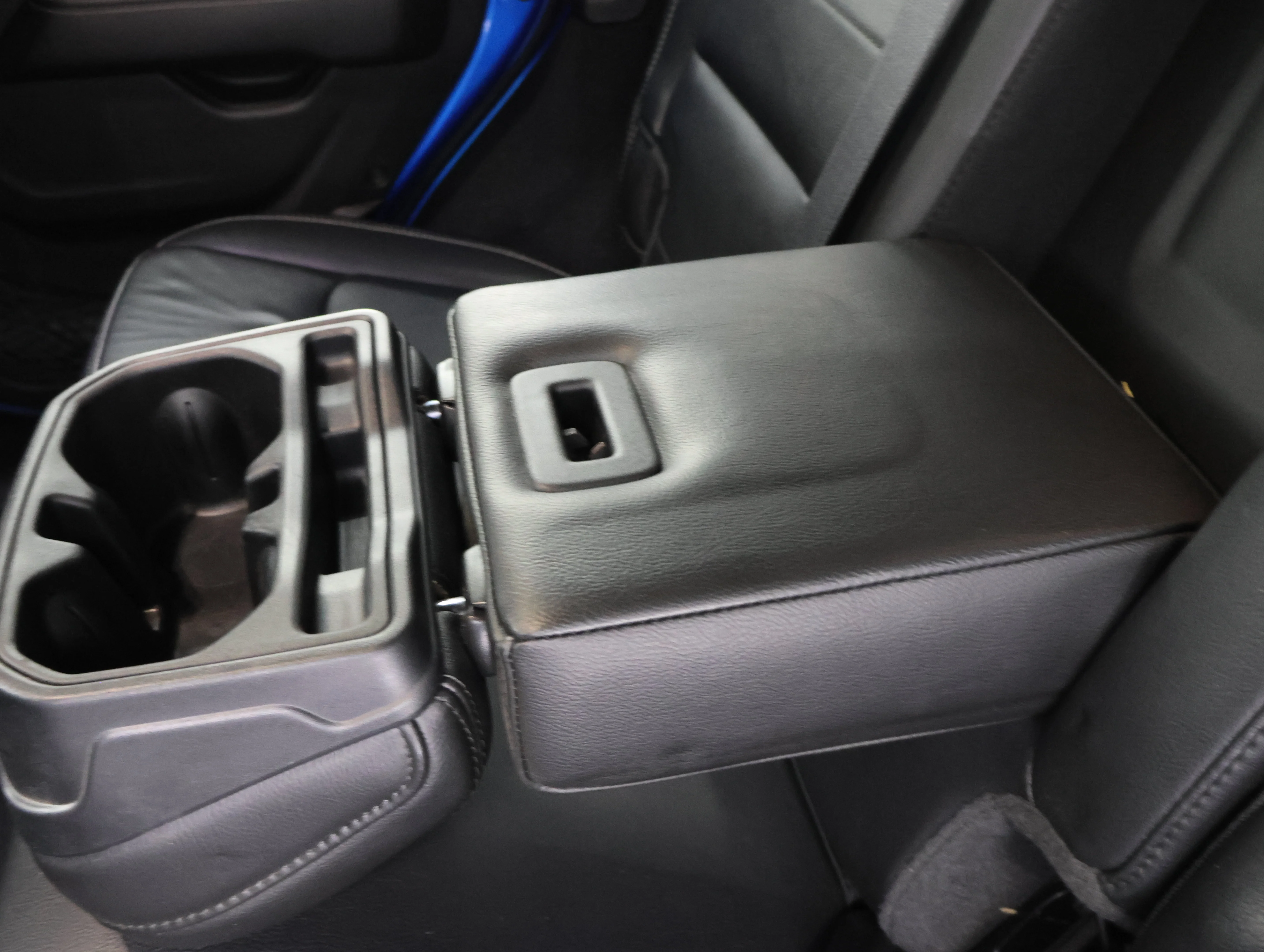 Used 2022 Hydro Blue Pearlcoat Jeep Unlimited Sahara image 36