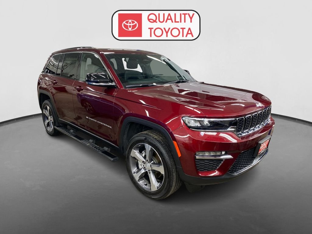 Used 2025 Red Jeep Limited image 2