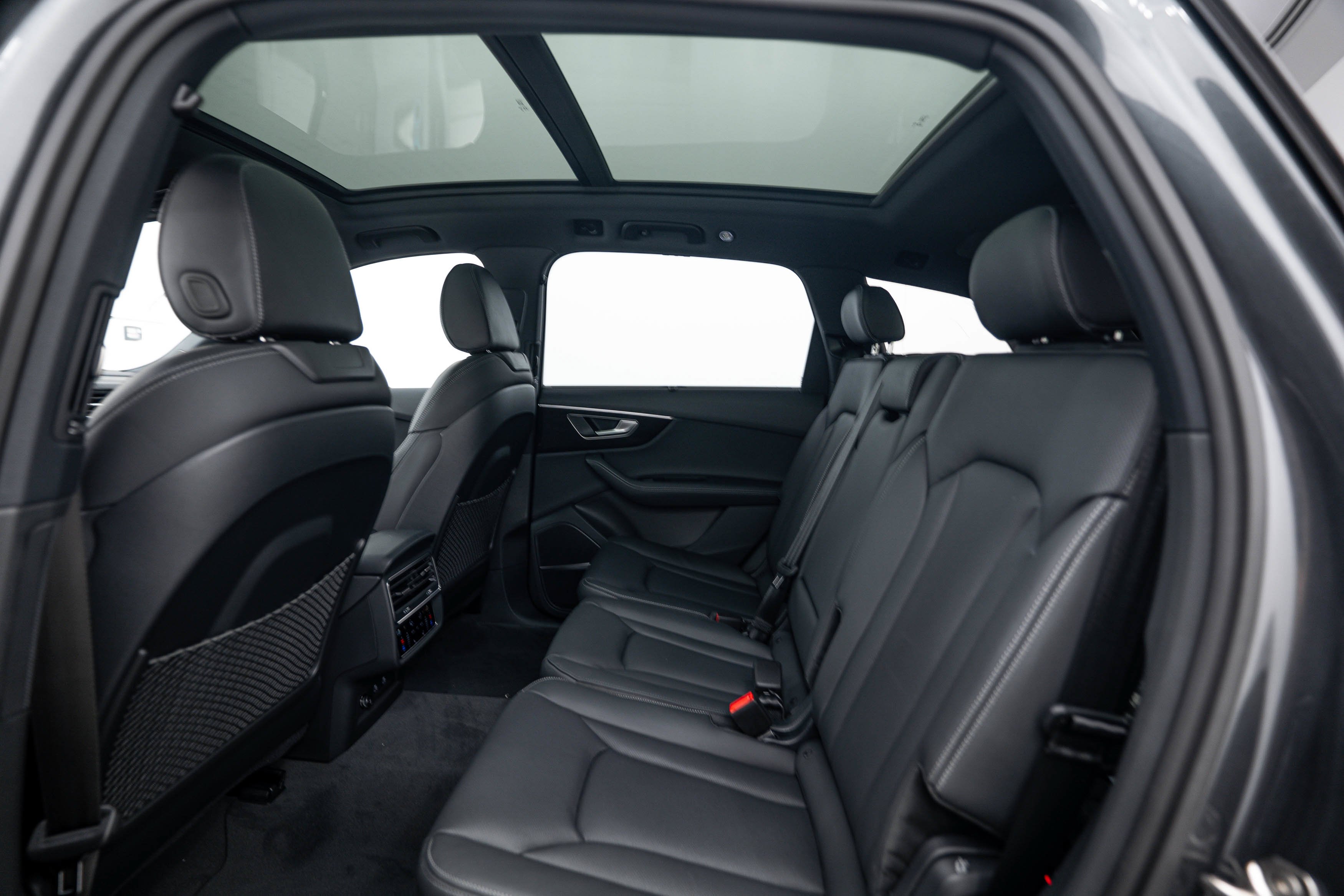 New 2026 Daytona Gray Audi S line Prestige image 19