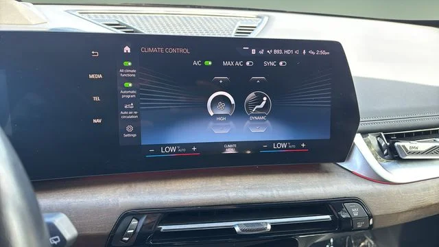 Used 2023 Blue BMW xDrive28i image 31