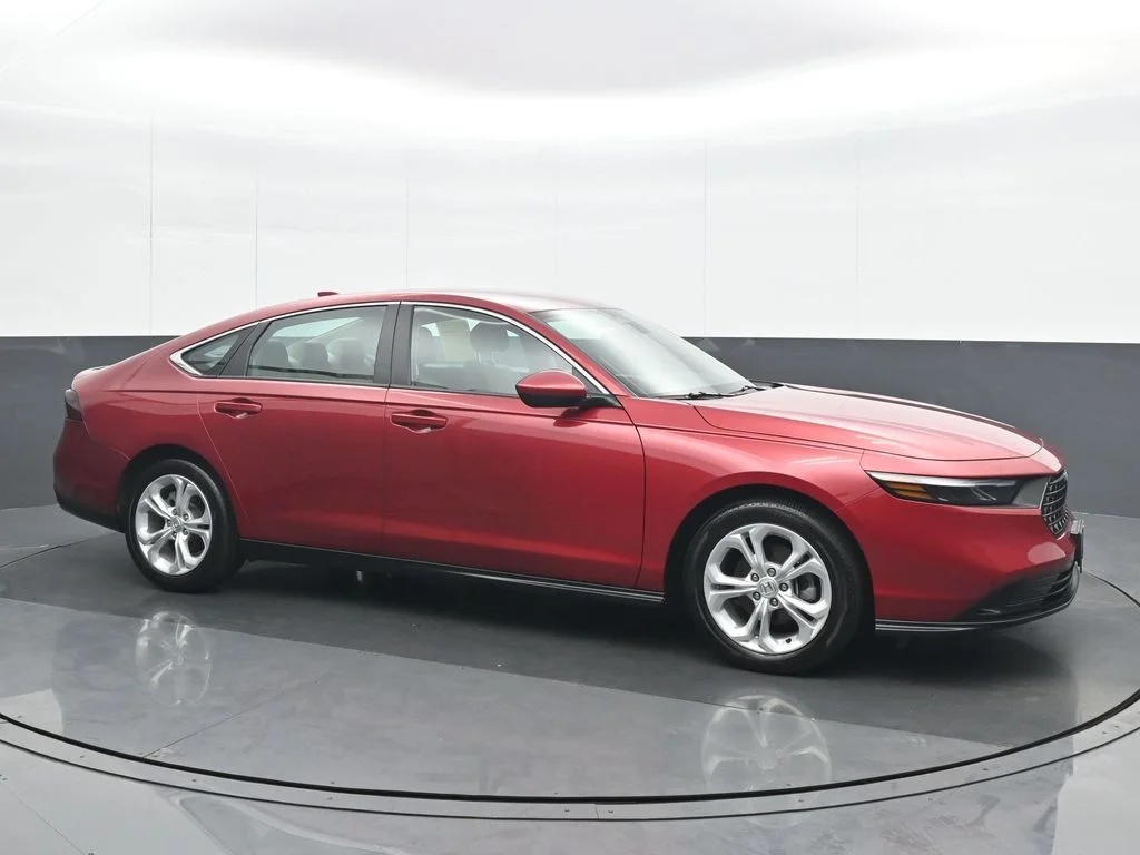 Used 2024  Honda LX image 8
