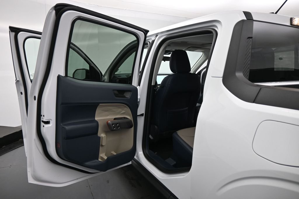 New 2026 Oxford White Ford Lariat image 22