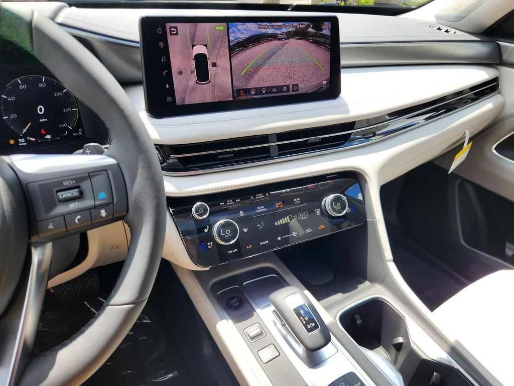 New 2027 GRAND BLUE INFINITI Luxe AWD image 29
