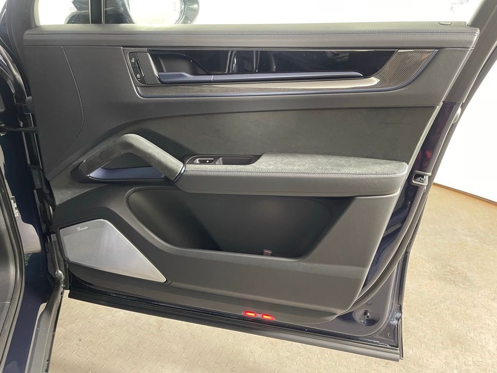 2025 Porsche Cayenne Coup Turbo GT - Photo 14