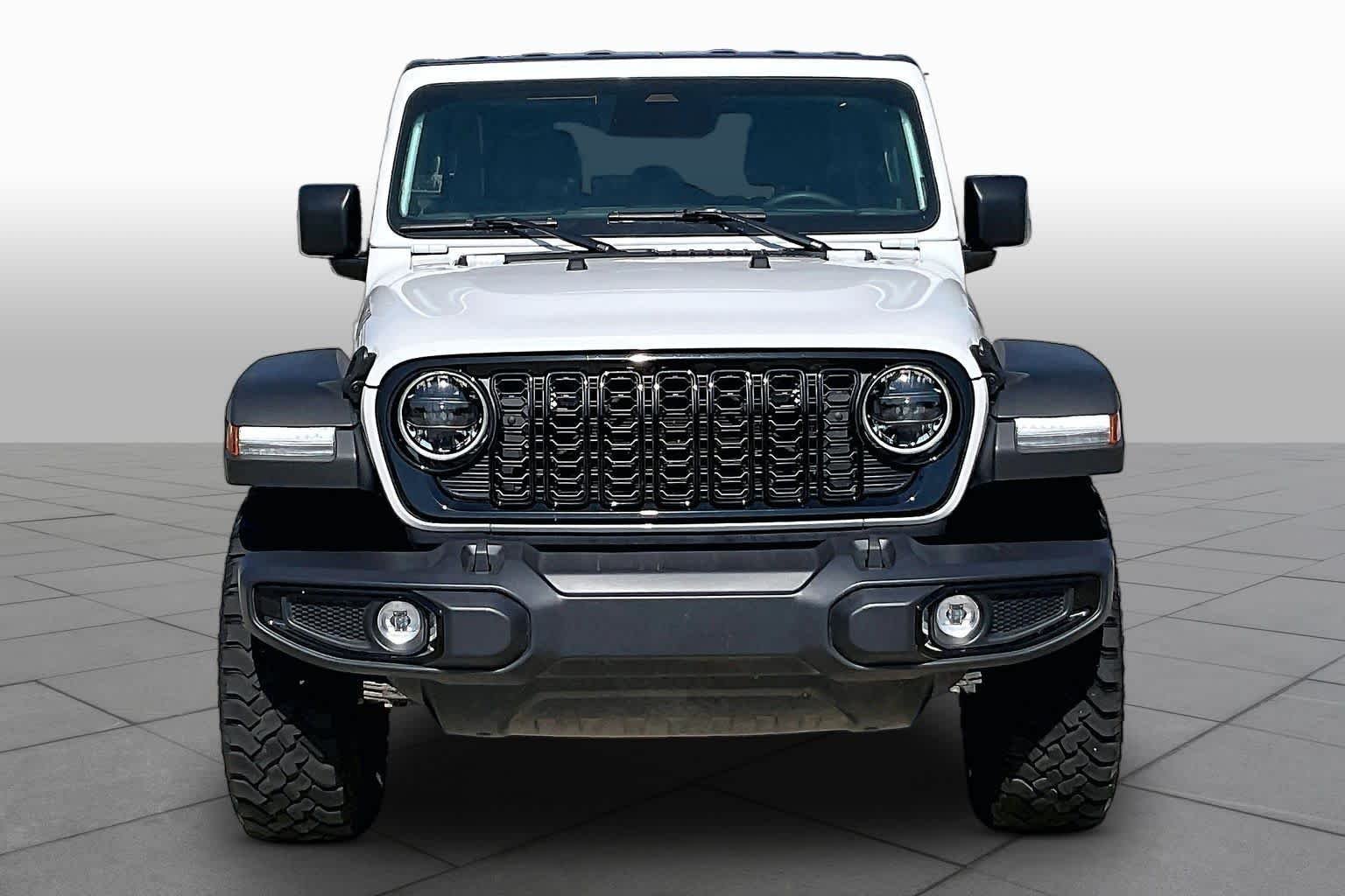 Used 2025 Bright White Clearcoat Jeep Willys image 4