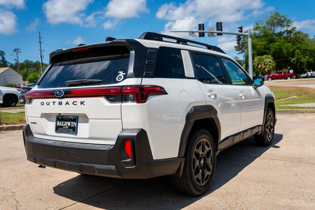 New 2026 Crystal White Pearl Subaru Limited image 18