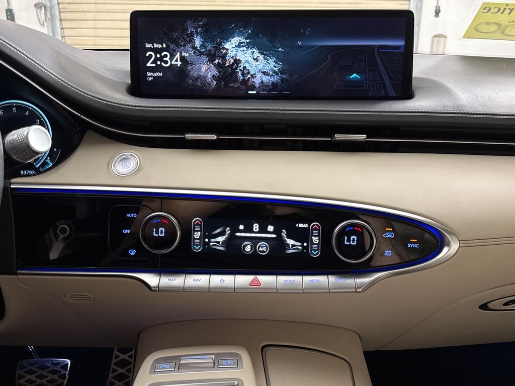 2023 GENESIS GV70 Sport - Photo 19