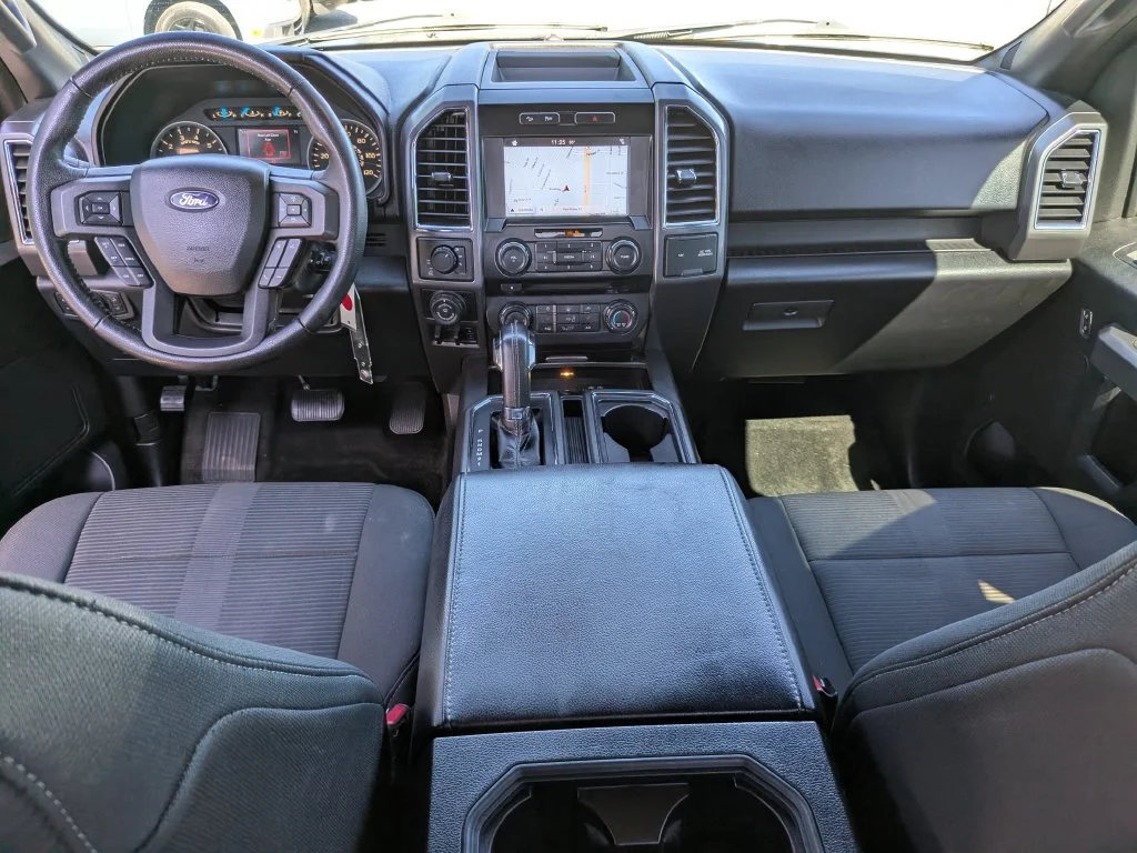 Used 2016 Blue Flame Metallic Ford XLT image 17
