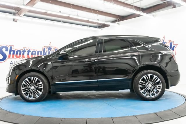 Used 2020 Black Cadillac Sport image 6
