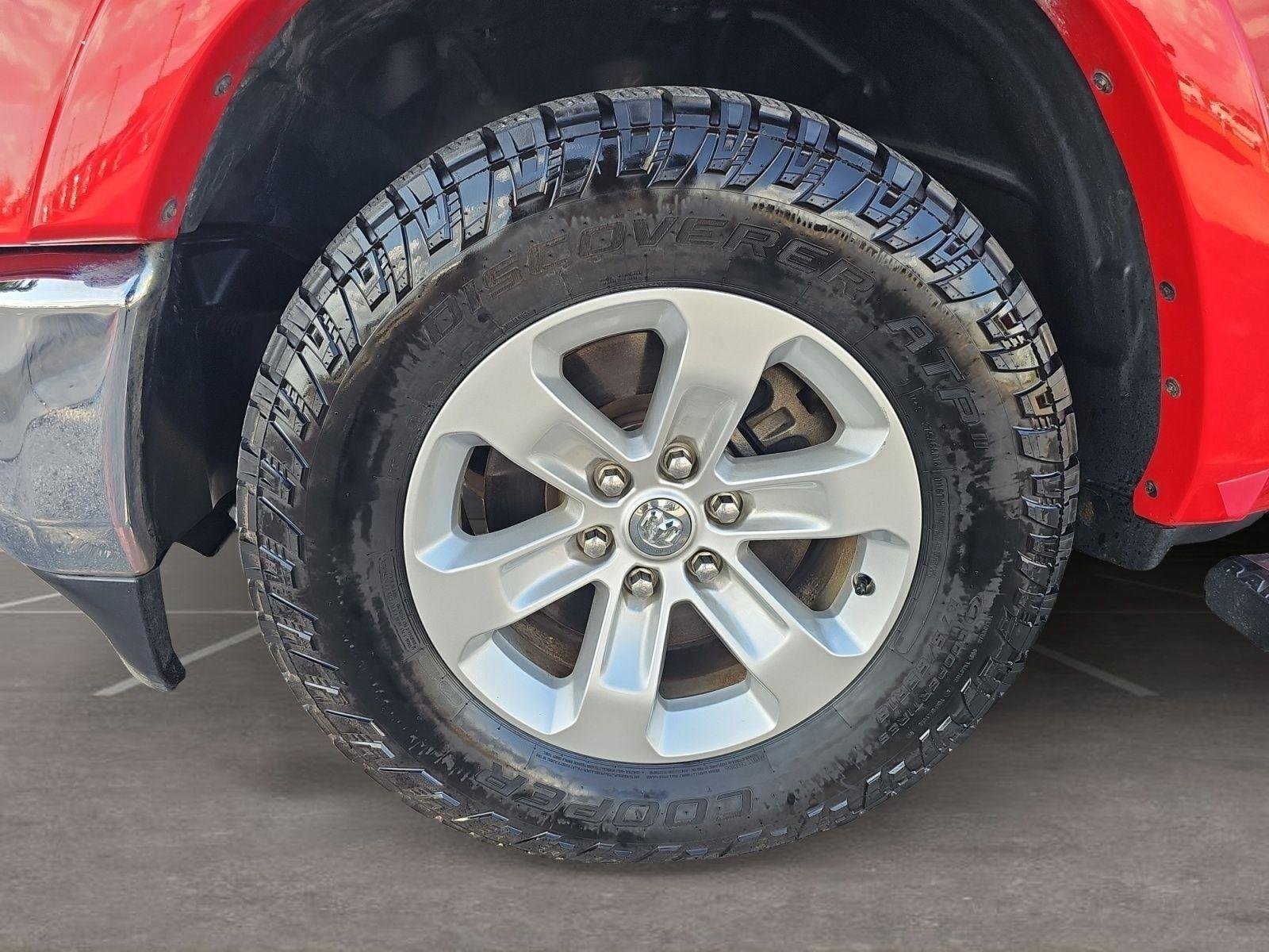 Used 2019 Flame Red Clearcoat Ram Laramie image 11