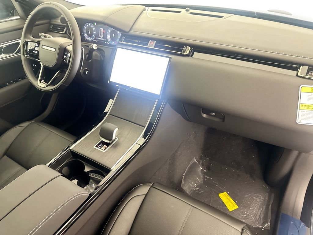 New 2026 Giola Green Land Rover Belgravia Edition image 30