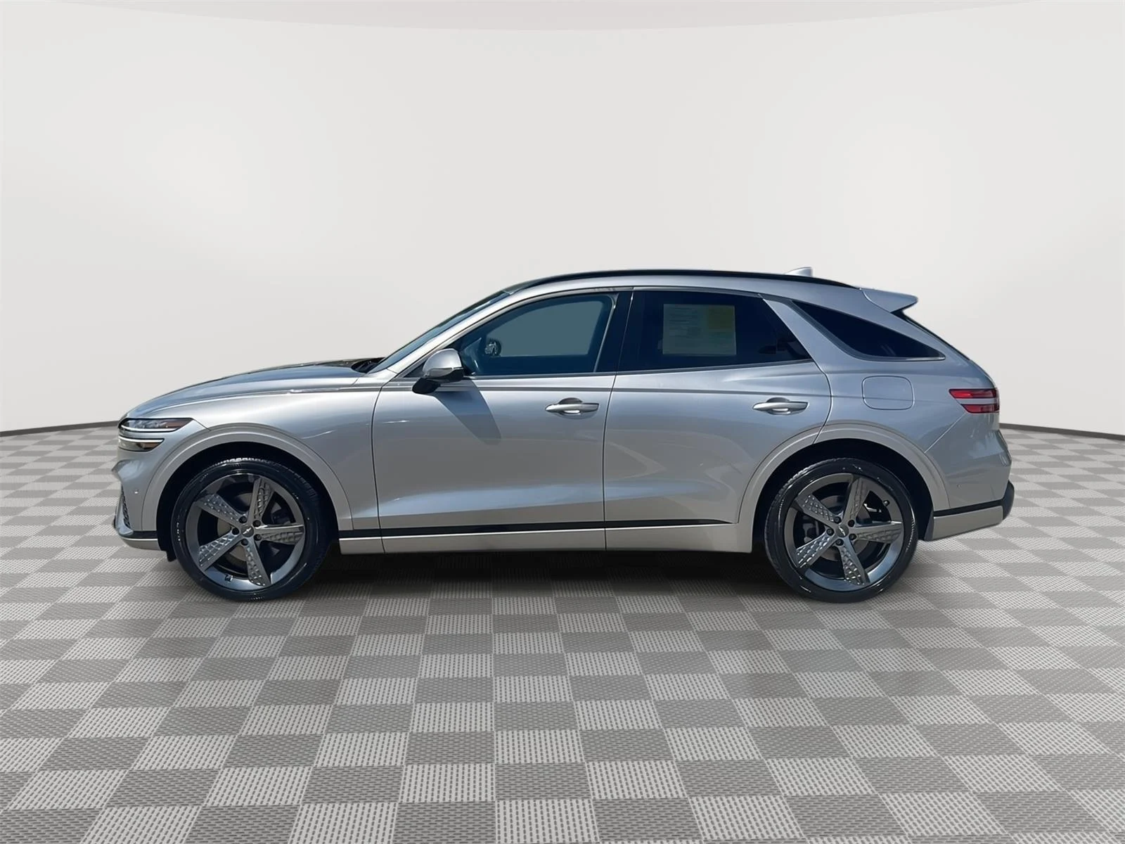 Used 2022 Savile Silver Genesis 2.5T image 8