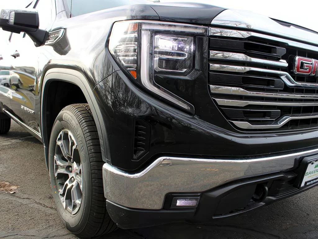 2024 GMC Sierra 1500 SLT - Photo 30